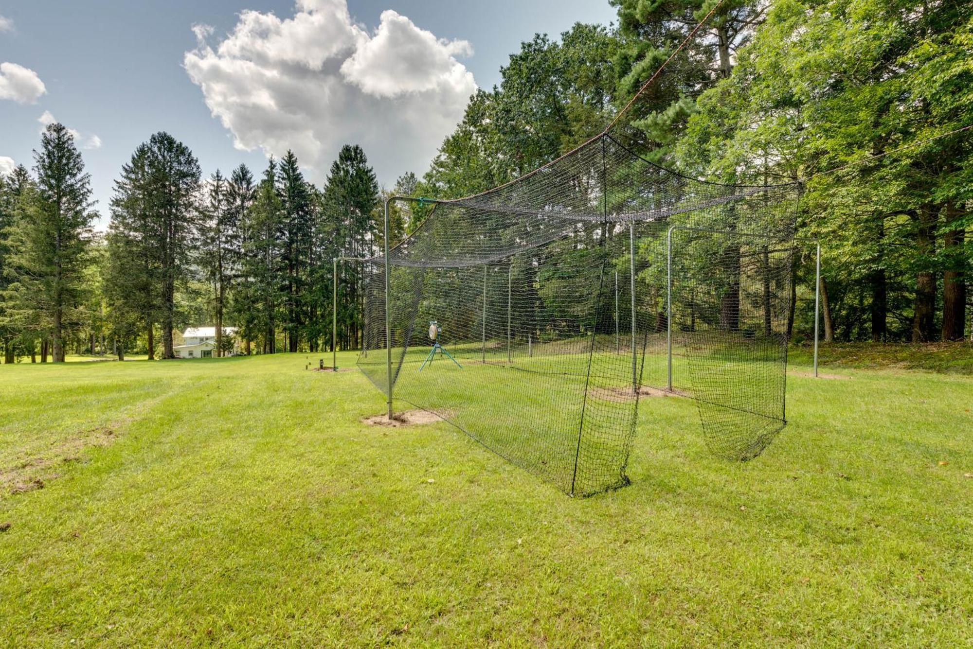 Peaceful Cabin About 9 Mi To Worlds End State Park! Villa Hillsgrove Exterior photo